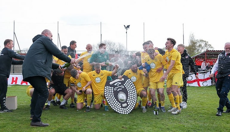 Diary of a Groundhopper Tony Incenzo Dudley Town