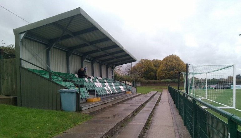 Hendon Diary of a Groundhopper