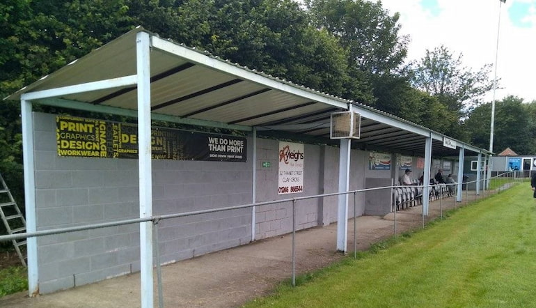 Diary of a Groundhopper Clay Cross Town