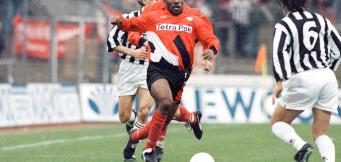 Jay Jay Okocha - Football Magicians