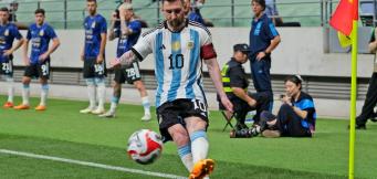 Lionel Messi number of assists