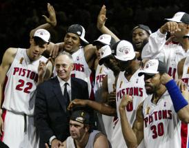 Pistons beat LA Lakers 2004 NBA Playoffs