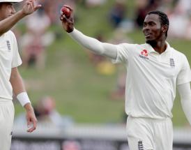 Jofra Archer Stuart Broad Ashes England Cricket