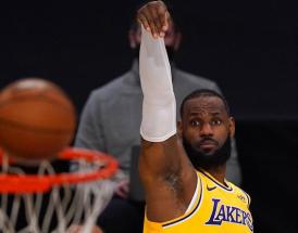 LeBron James NBA Legend