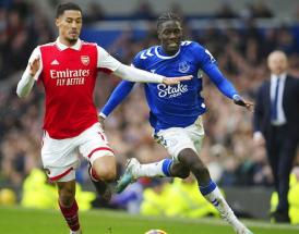 Is Saliba the best centre back in the Premier League