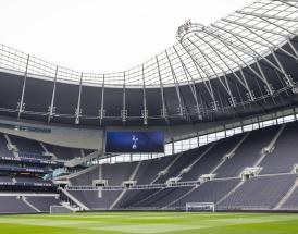 When did Spurs last win a trophy