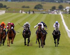Racing at the Curragh