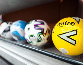 Vinne Jones mitre football 1990s