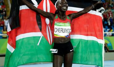 Who is Vivian Cheruiyot?