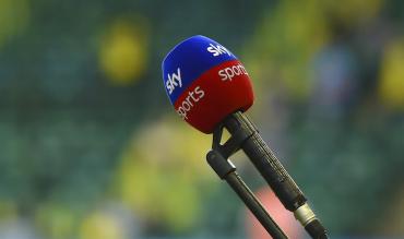 Jonathan Pearce commentator