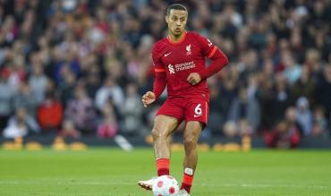 Thiago Midfield Maestros