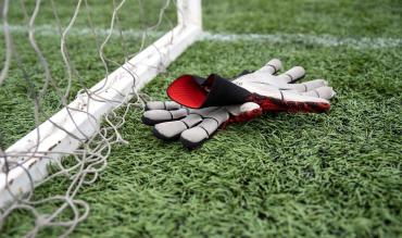 Tomasz Kuszczak Gloves